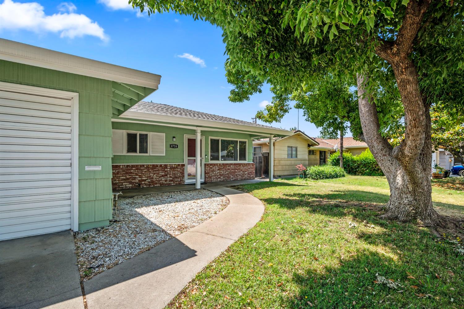 Maywood Way, Sacramento, California image 2