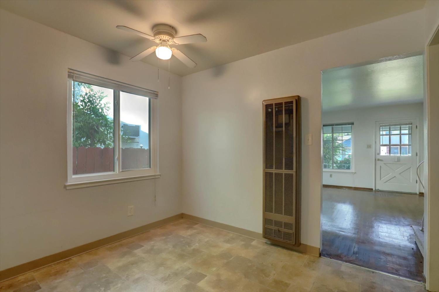 Elvyra Way, Sacramento, California image 8