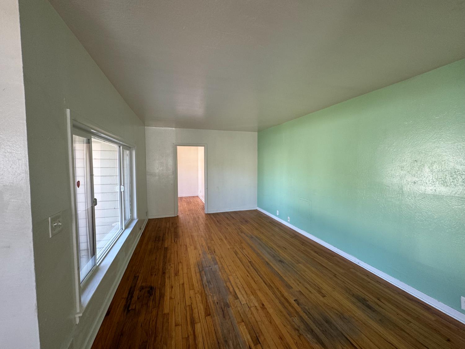 Dorman Avenue, Yuba City, California image 10