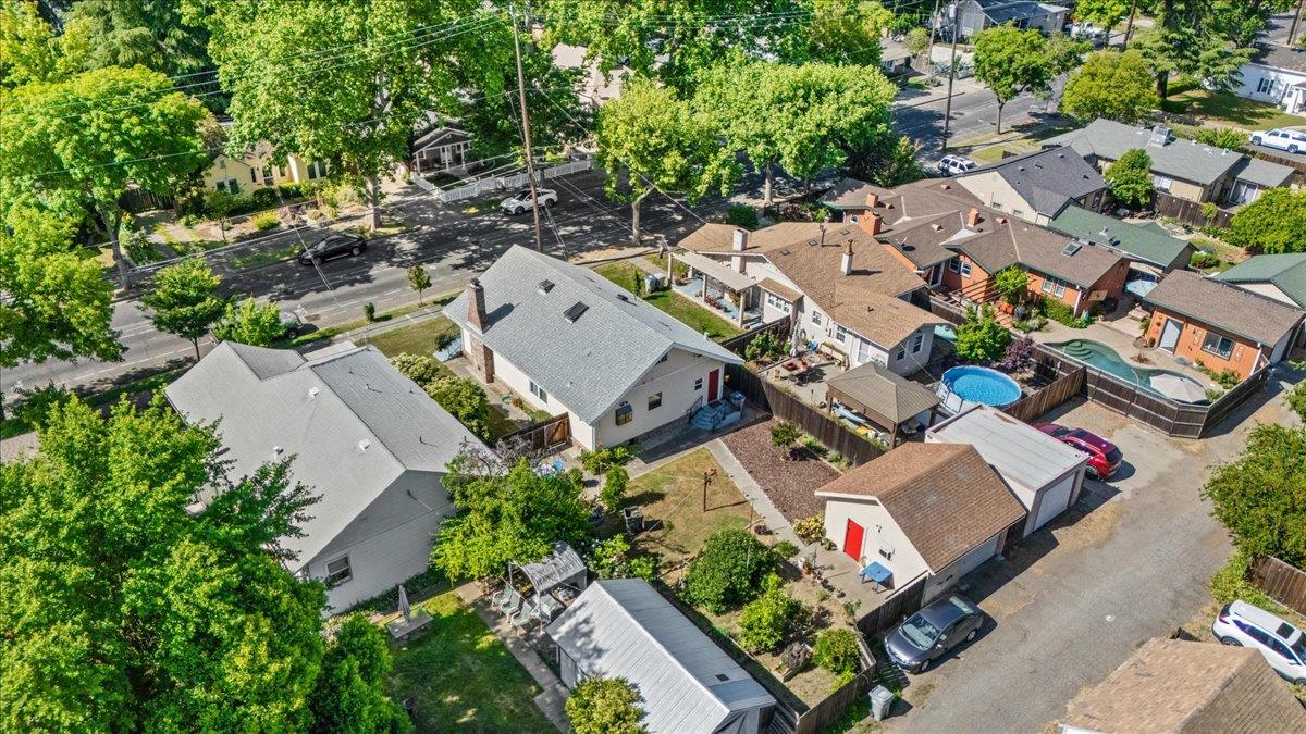 Cross Street, Woodland, California image 32