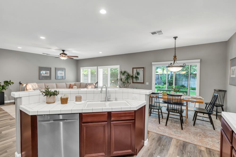 Orchid Ranch Way, Sacramento, California image 13