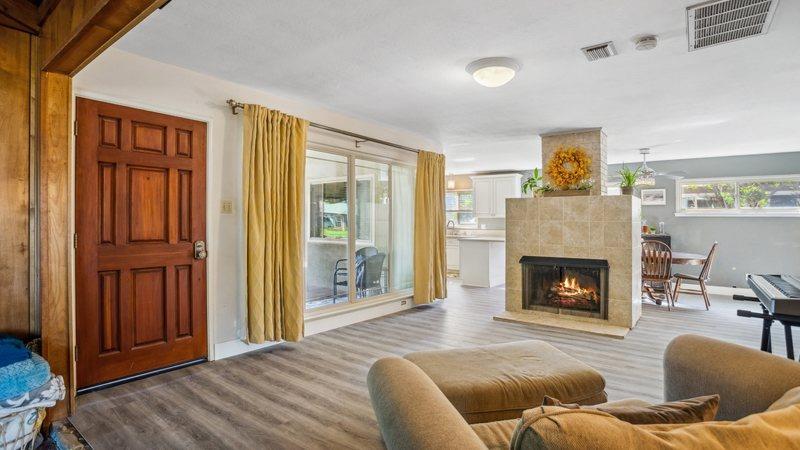Brocade Drive, Citrus Heights, California image 7