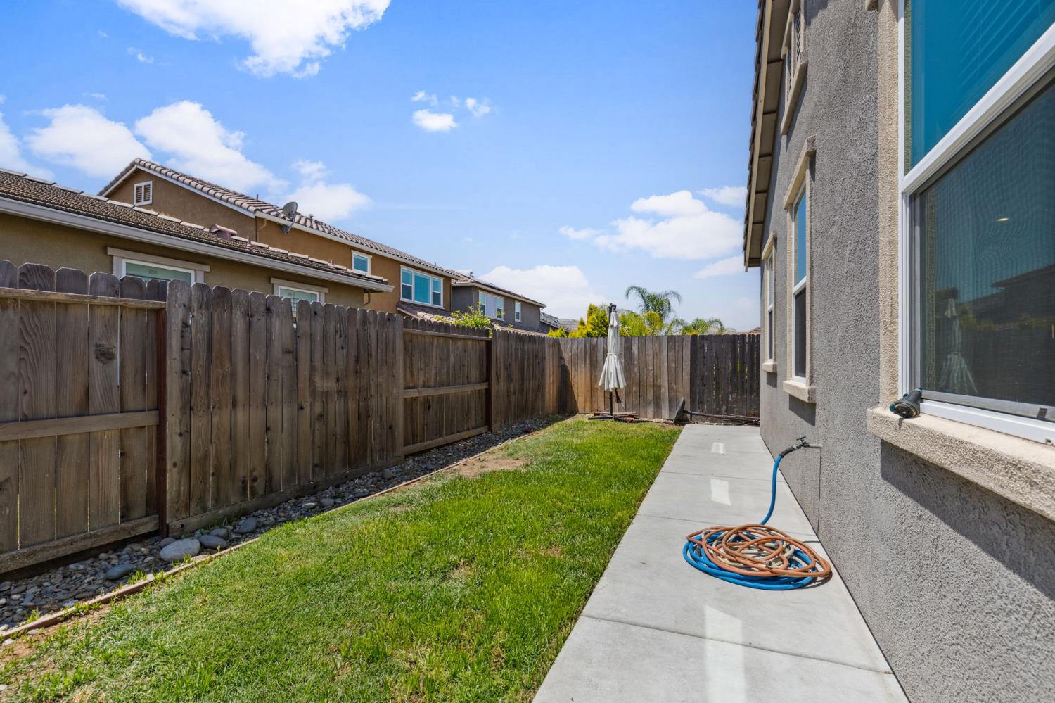 Hydra Circle, Roseville, California image 32