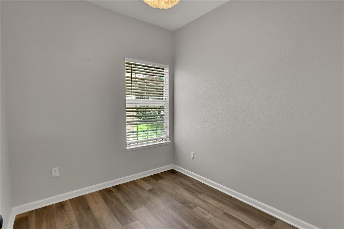 Harbor Town Drive, Yuba City, California image 37