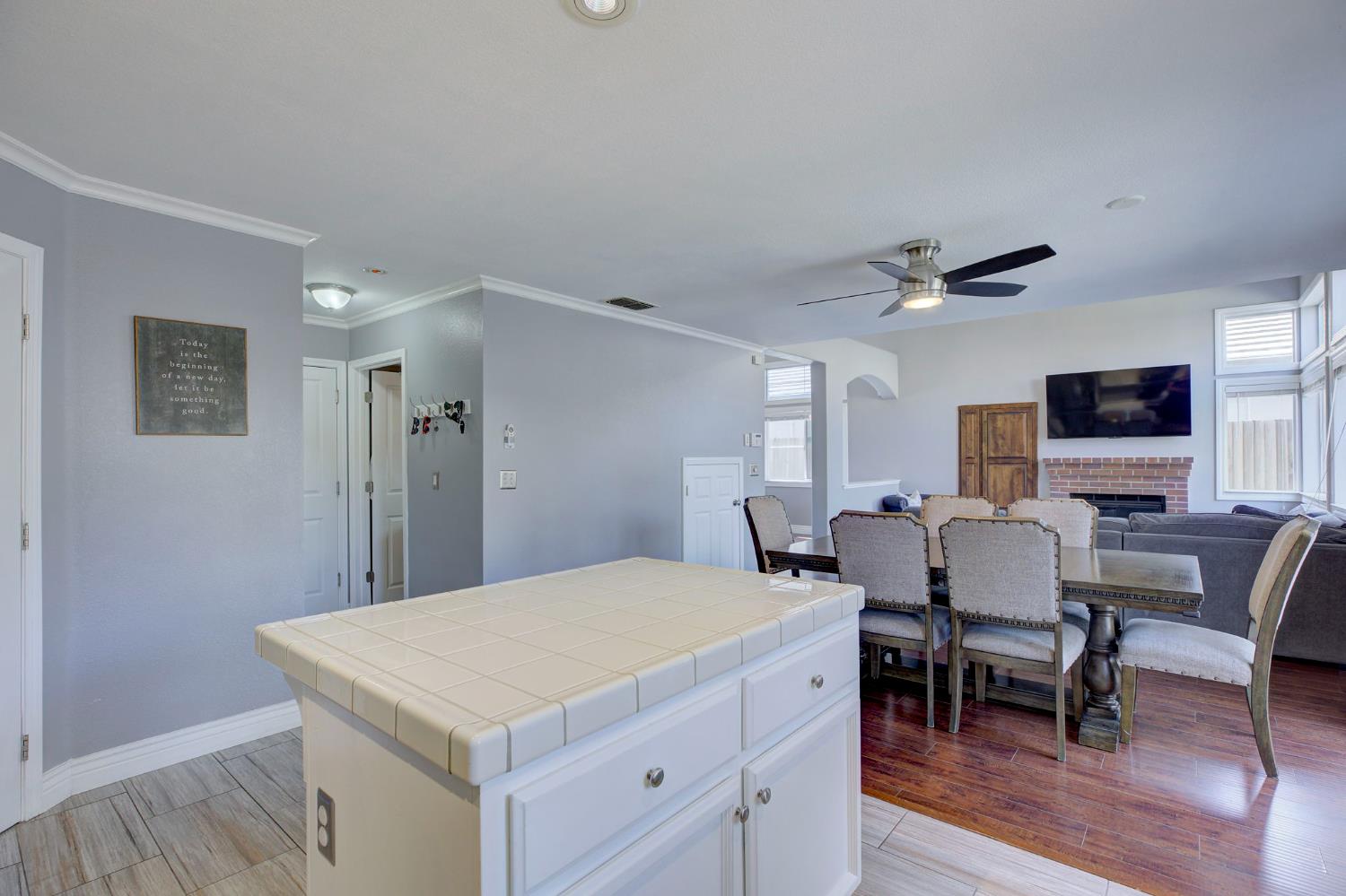 Krisee Court, Citrus Heights, California image 12