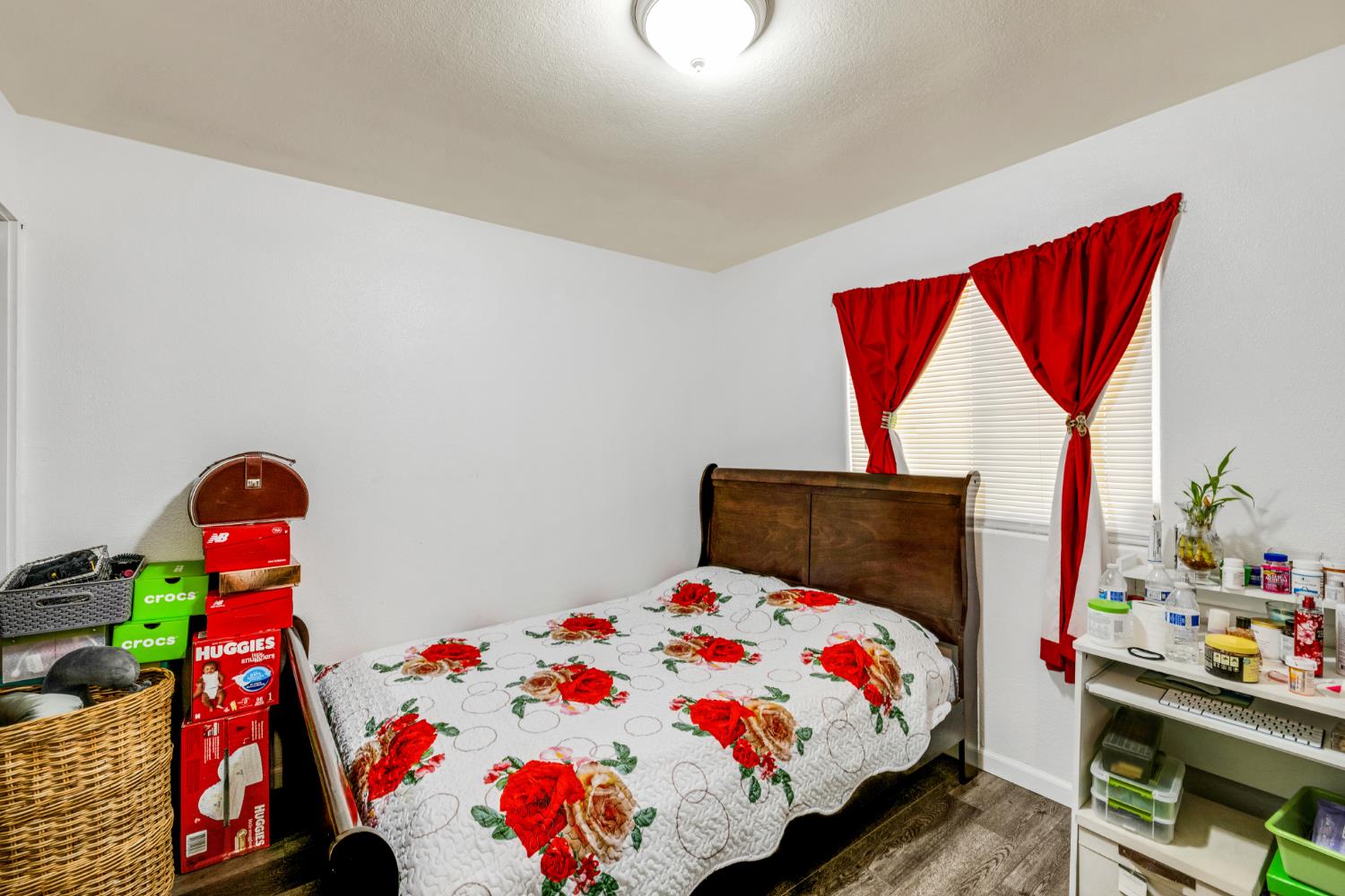 Grand Avenue, Olivehurst, California image 19