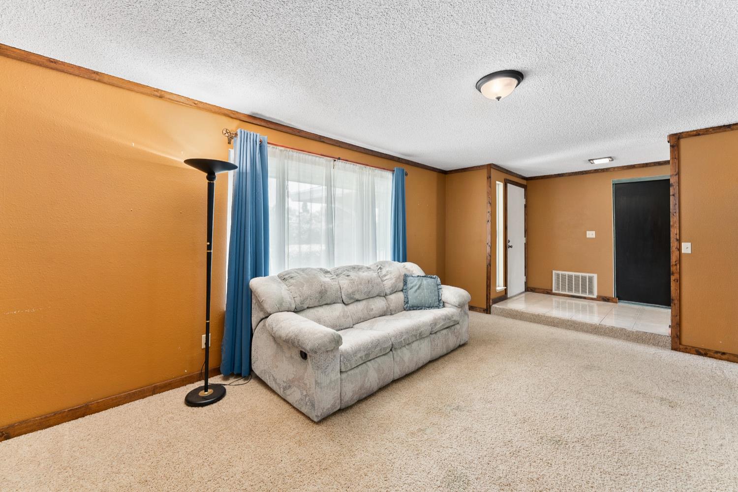 Corbin Way, Sacramento, California image 8