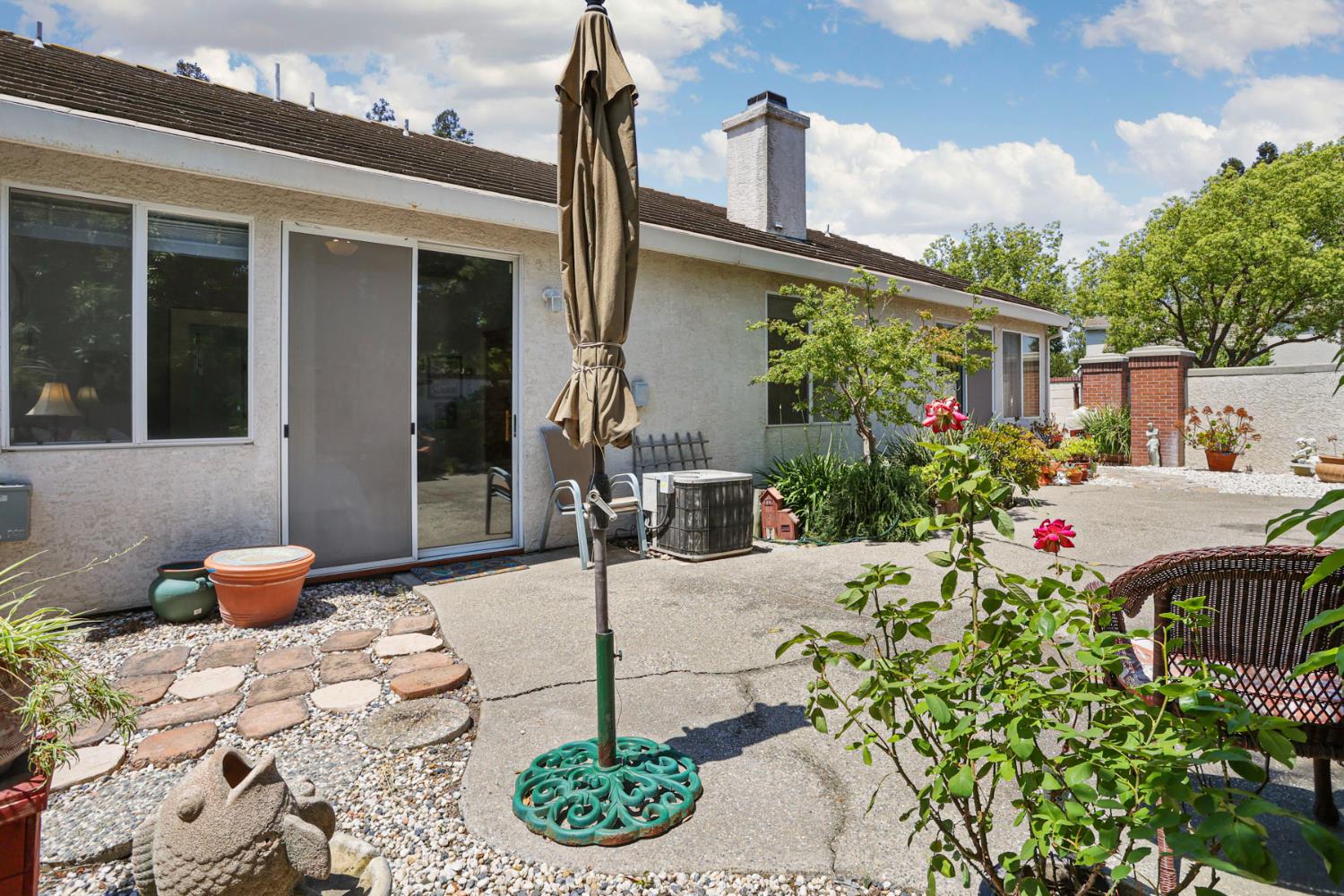 Tupelo Drive, Stockton, California image 38
