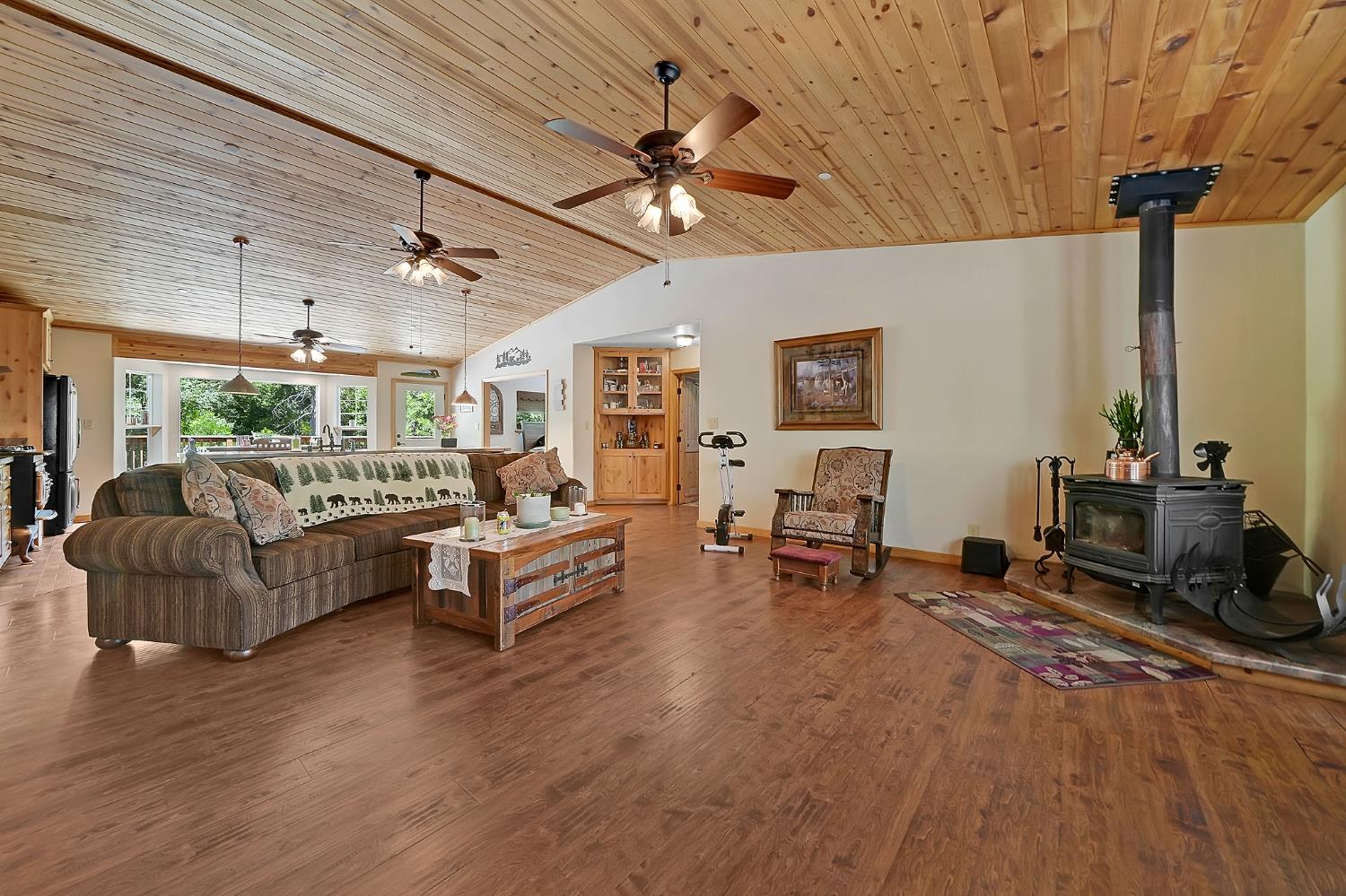 Detail Gallery Image 12 of 70 For 2059 Winton Rd, West Point,  CA 95255 - 2 Beds | 2 Baths