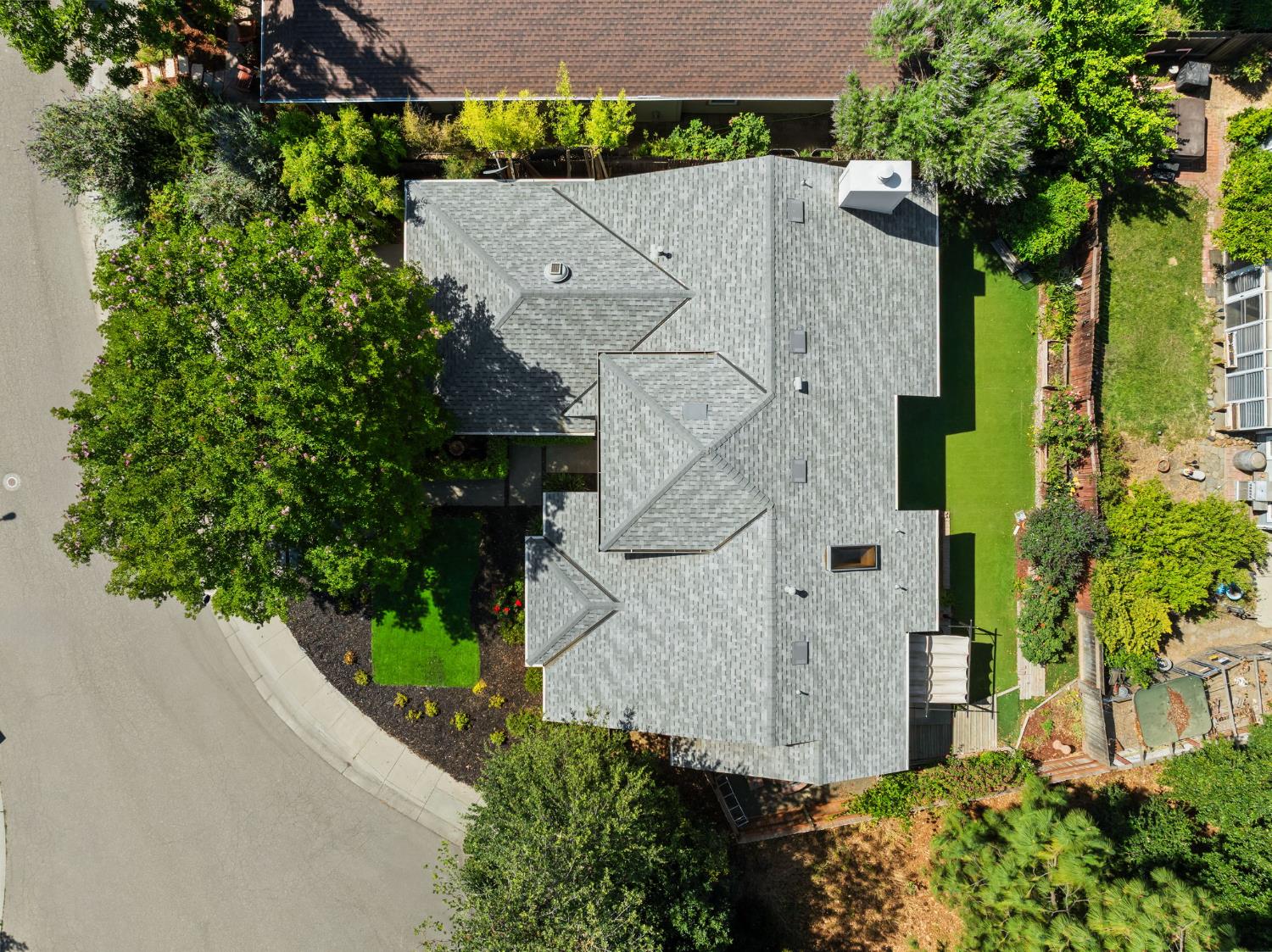 La Paloma Court, Davis, California image 45