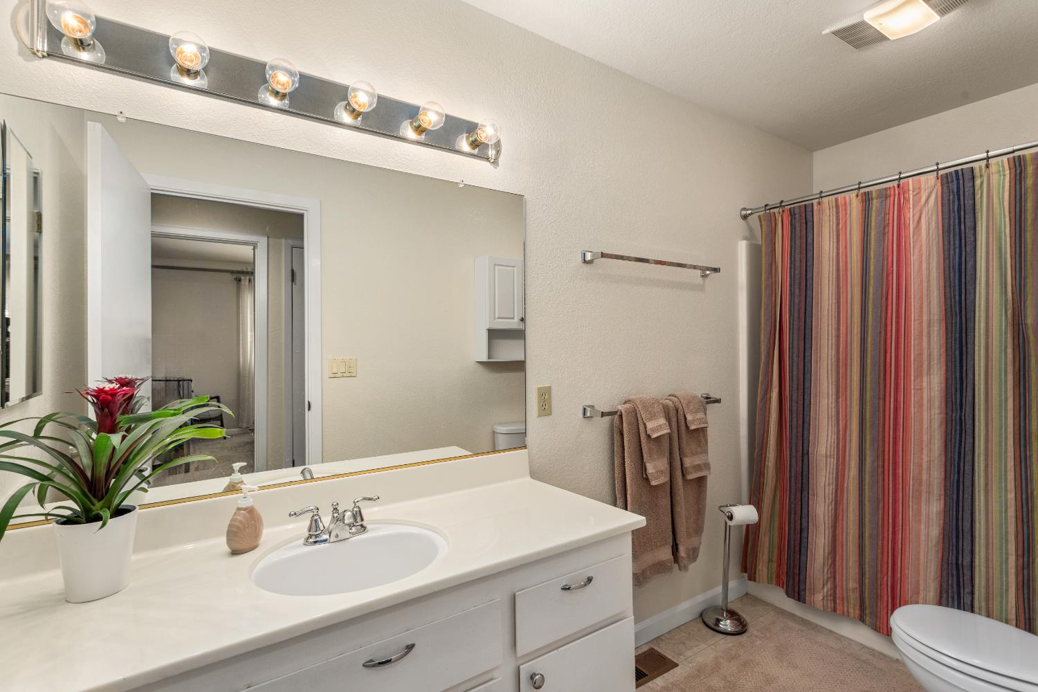 Knollwood Drive, Cameron Park, California image 20