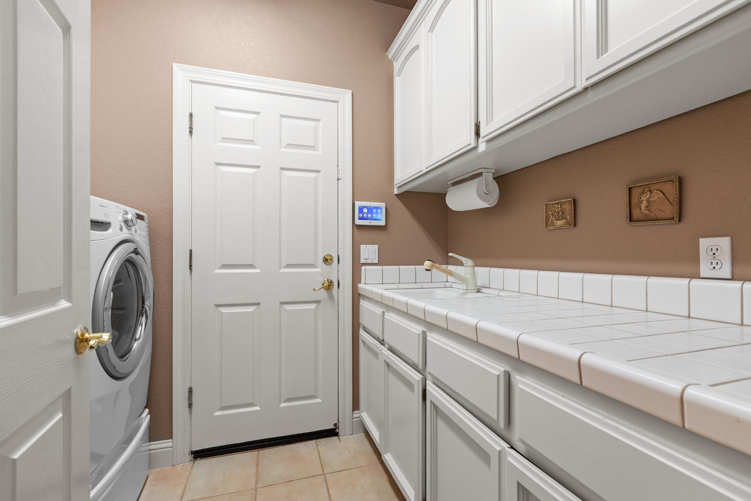 Kensley Court, Granite Bay, California image 18