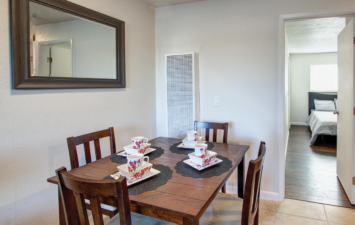 Hale Road, Lodi, California image 9