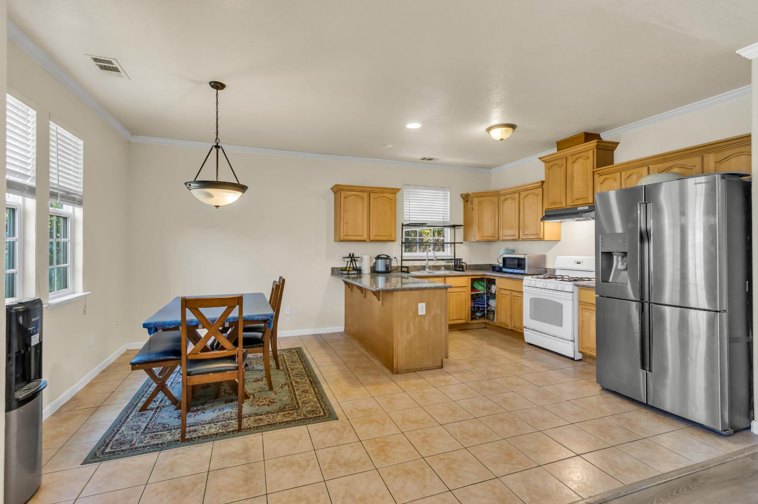 Rio Linda Boulevard, Sacramento, California image 4