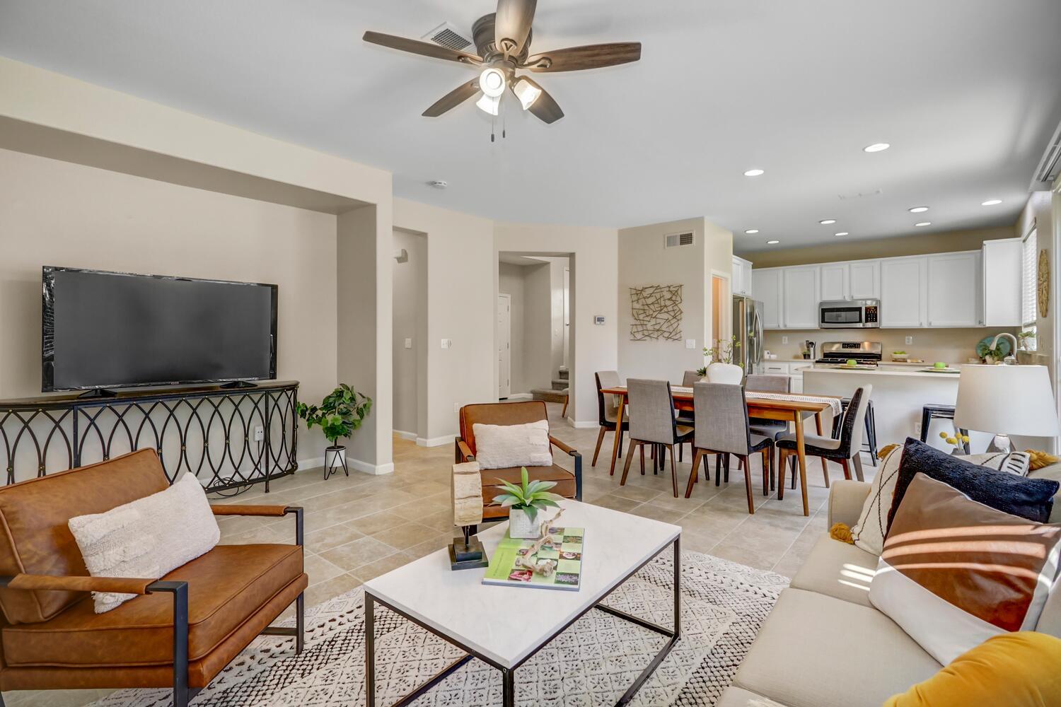 Anjou Circle, Sacramento, California image 10
