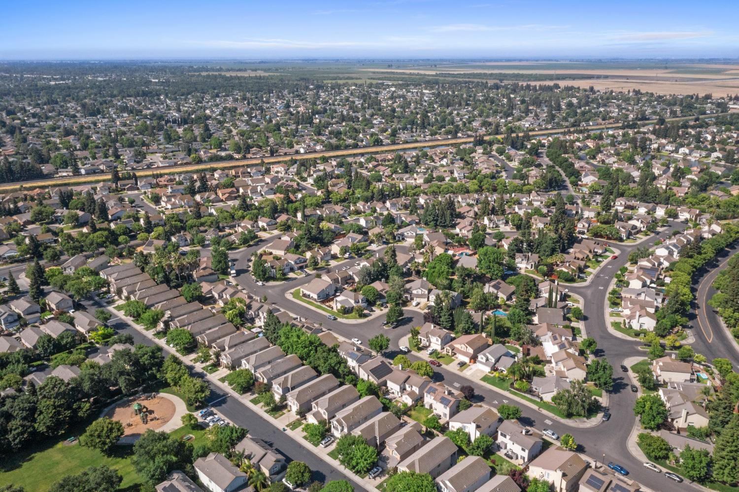 Hepburn Circle, Stockton, California image 40