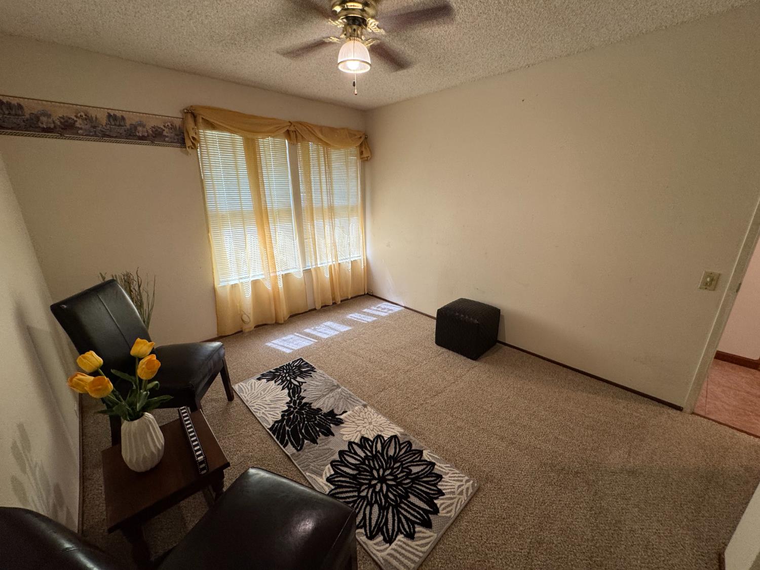 Oak Stream Court, Carmichael, California image 38