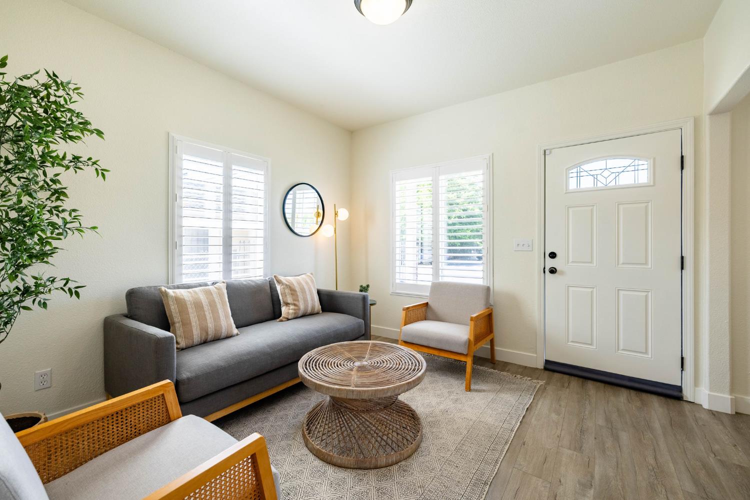 15th Avenue, Sacramento, California image 5
