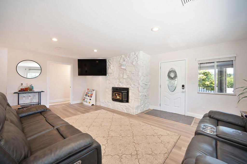 Cresta Court, El Dorado Hills, California image 6