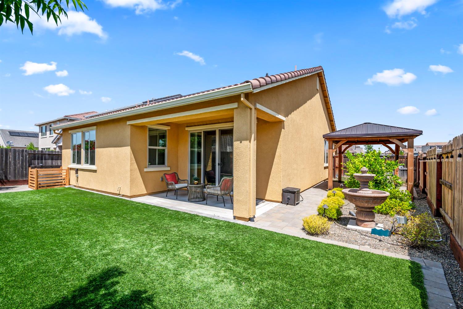 Cypress Grove Drive, Rancho Cordova, California image 3