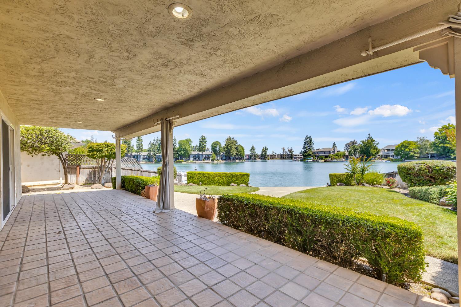 S Mills Avenue, Lodi, California image 38