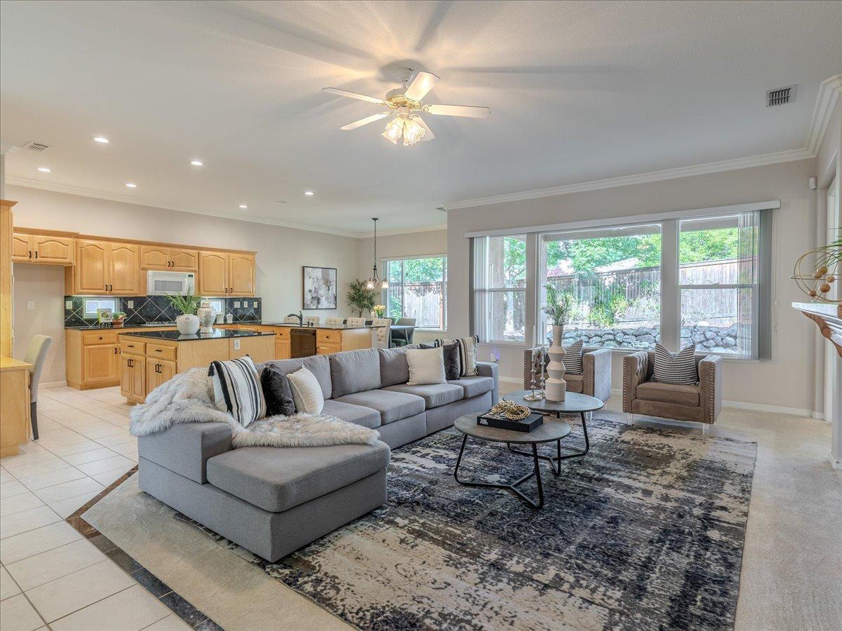 Tahoe Vista Drive, Rocklin, California image 4