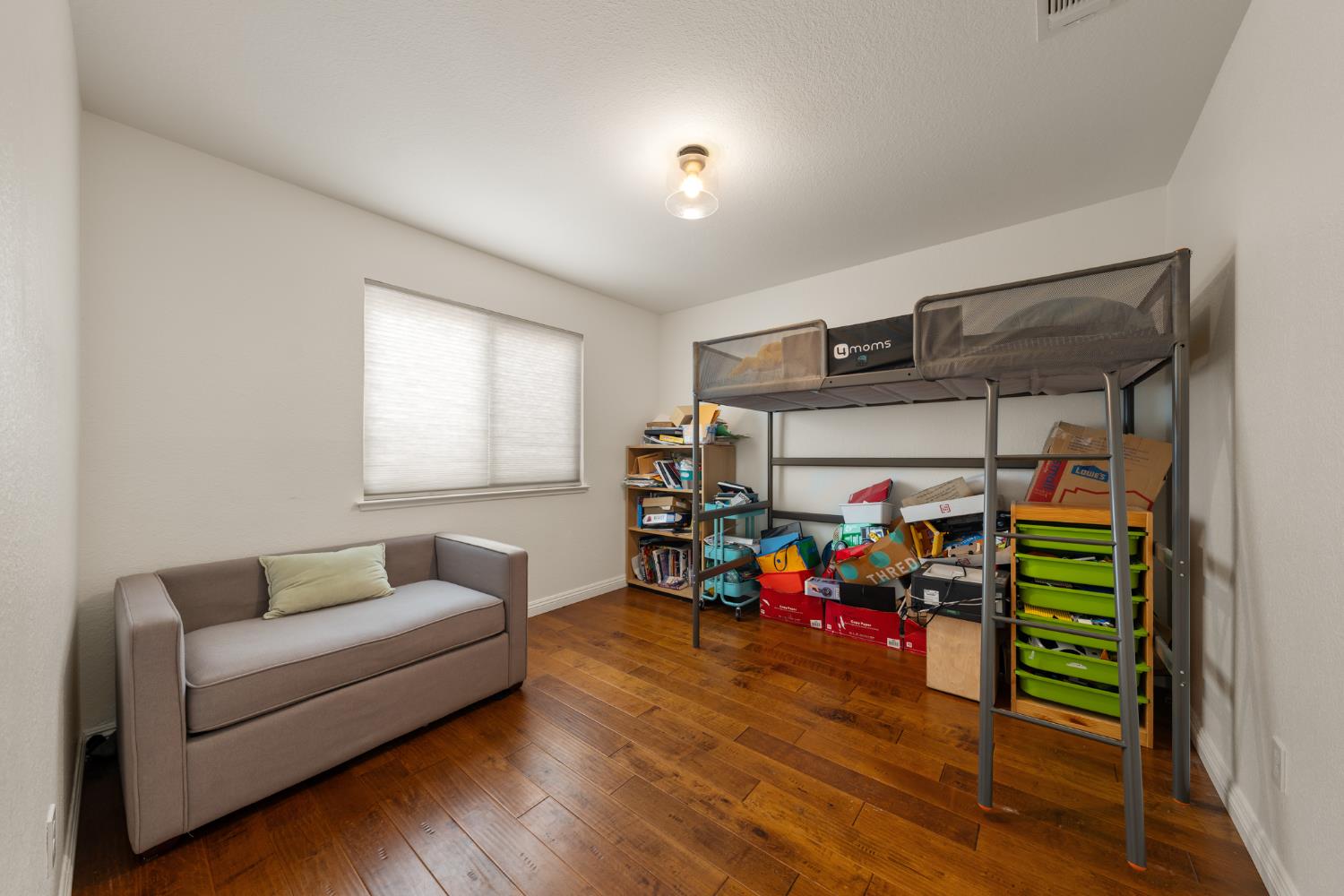 Mergansers Court, West Sacramento, California image 23