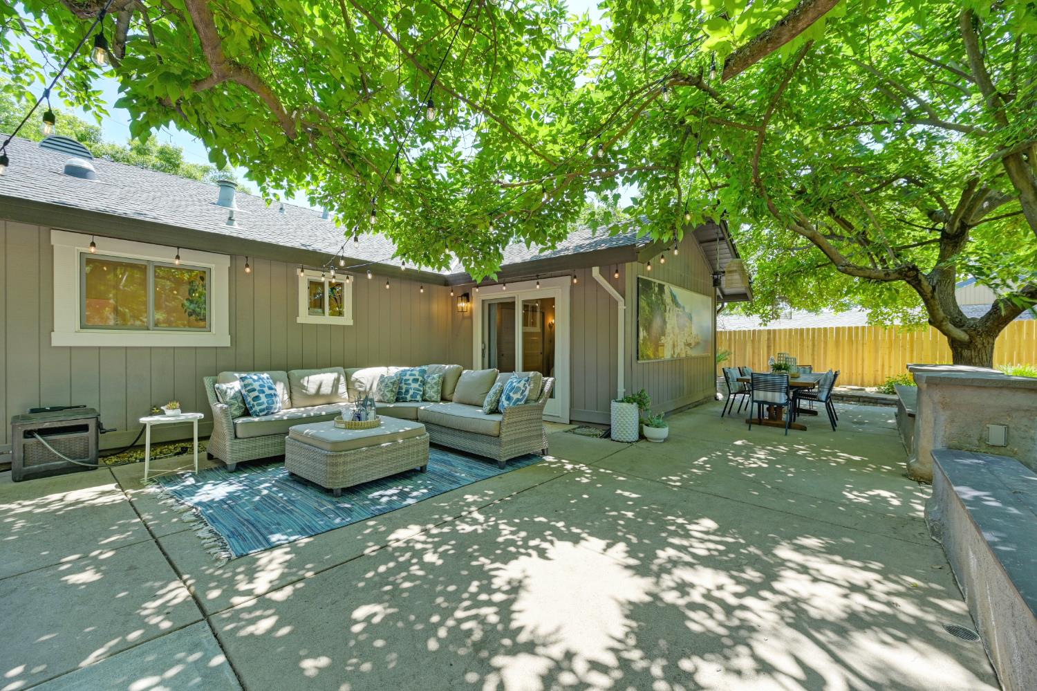Mesquite Court, Folsom, California image 34