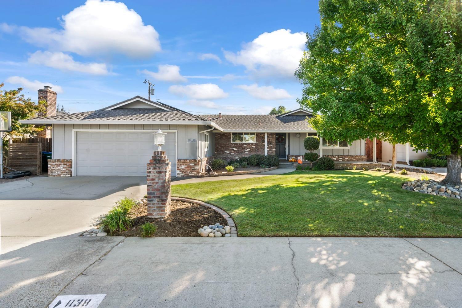 Lakewood Drive, Lodi, California image 1