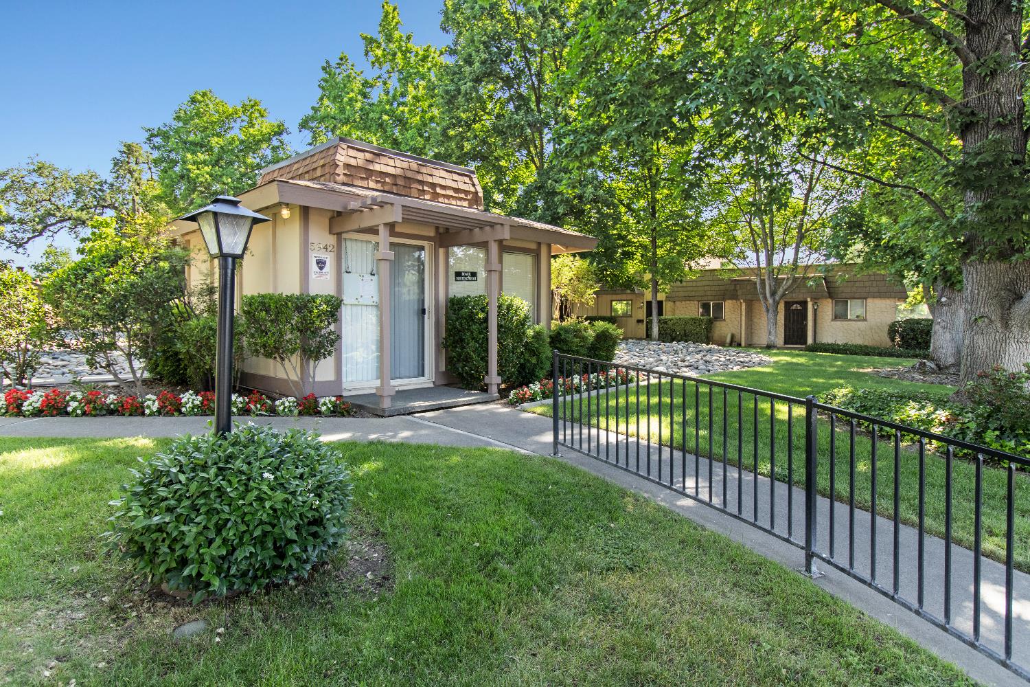 Via Casitas, Carmichael, California image 48