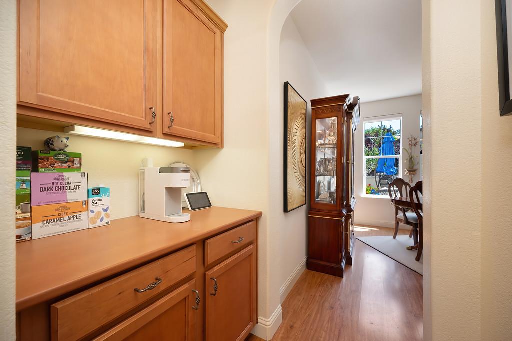 Belmar Court, Folsom, California image 25
