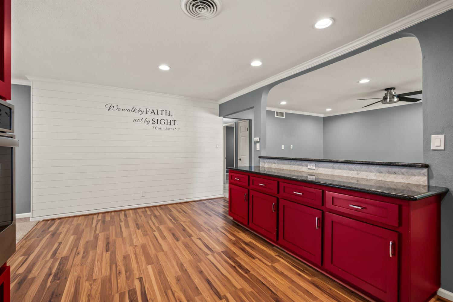 Maywood Way, Sacramento, California image 7