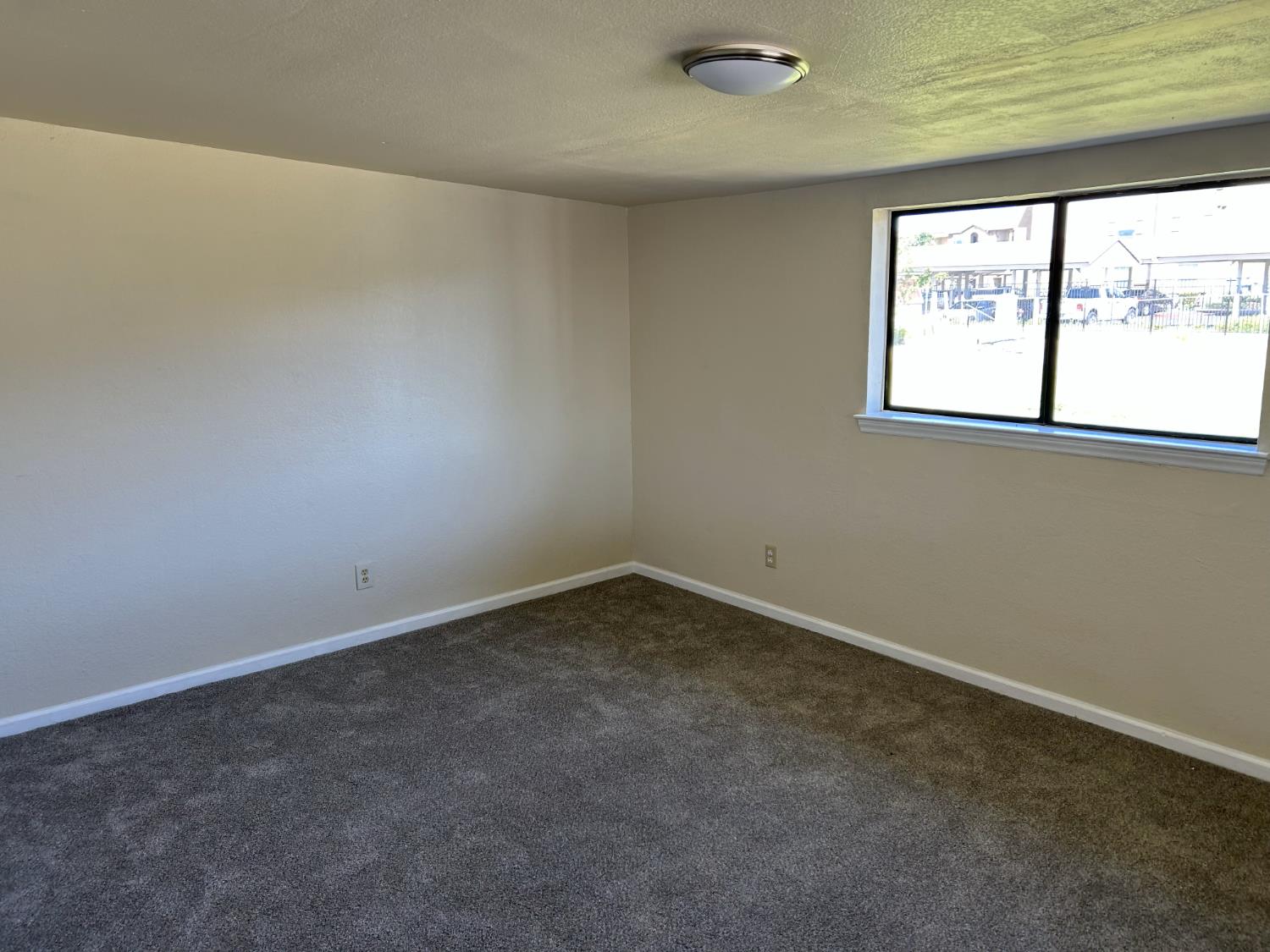 Cotton Lane, Elk Grove, California image 11