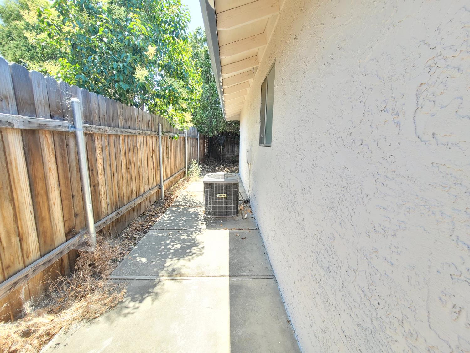 Union House Way, Sacramento, California image 27