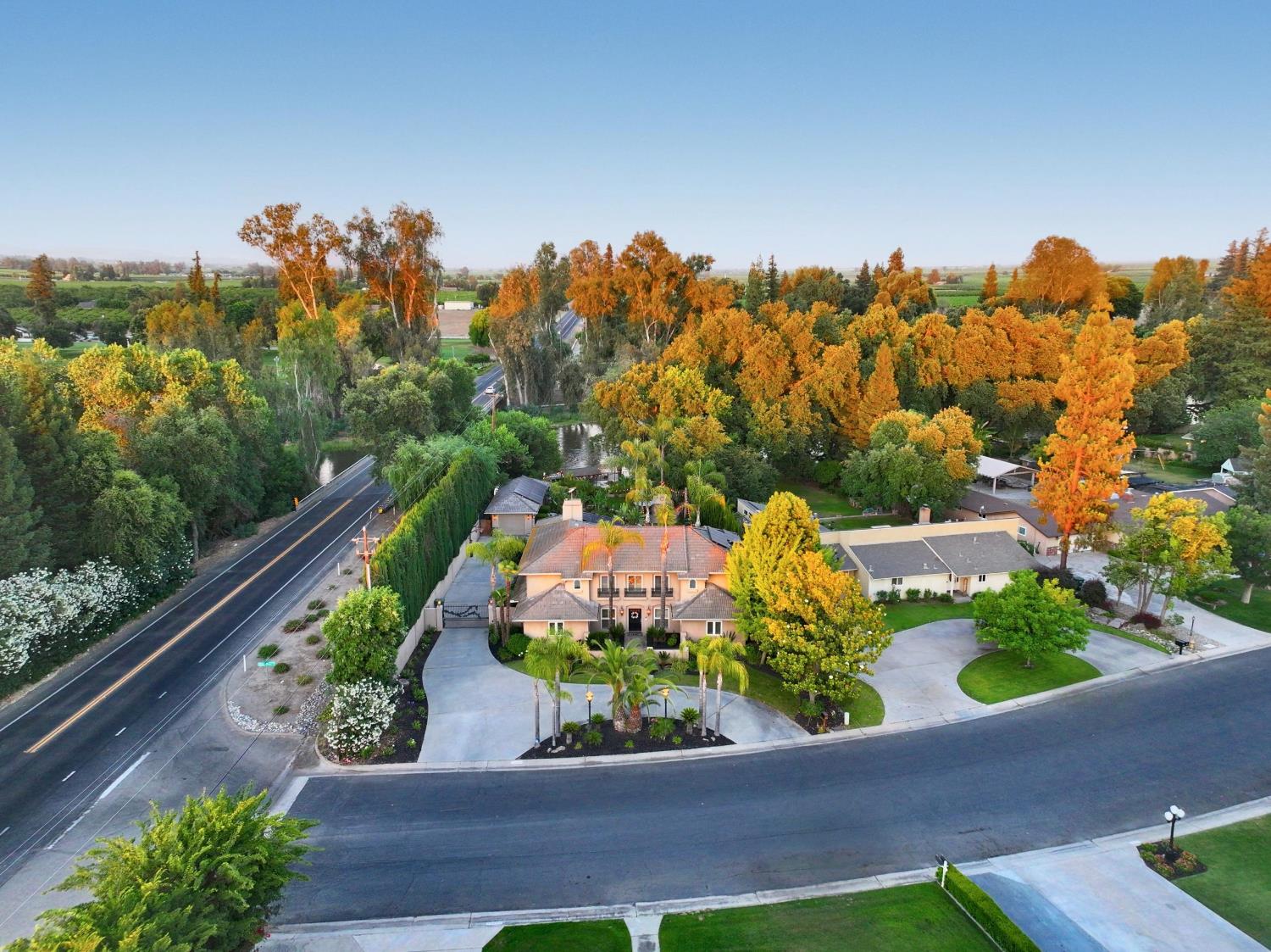 Kings River Drive, Kingsburg, California image 1