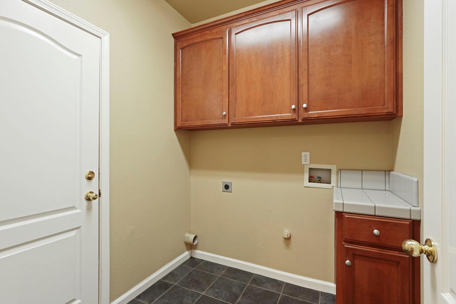 Summerset Court, Lodi, California image 20