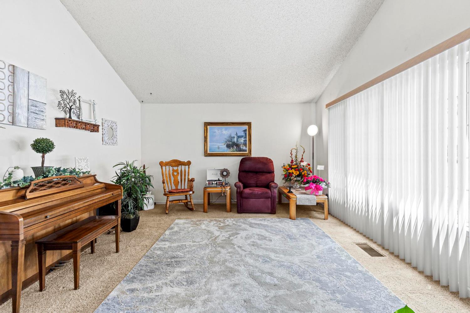 Azalea Way, Yuba City, California image 8