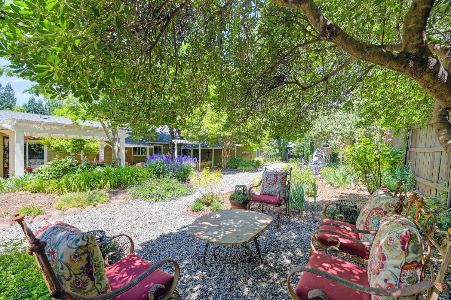 Mahala Drive, Carmichael, California image 35