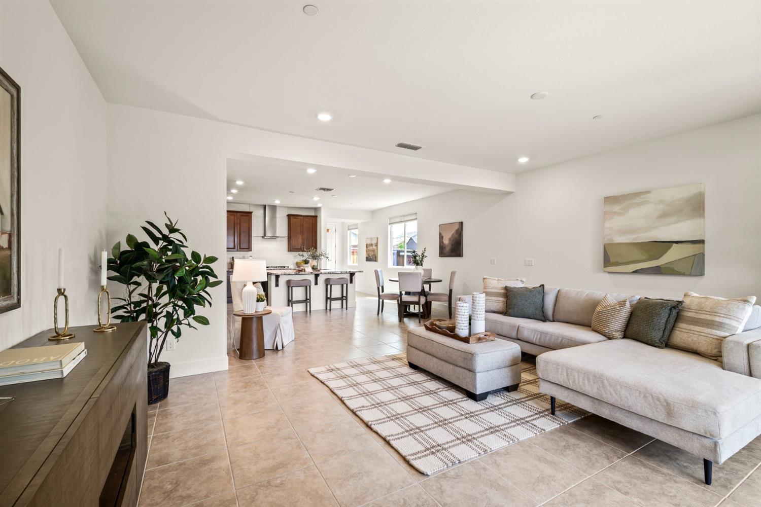 Cypress Grove Drive, Rancho Cordova, California image 15