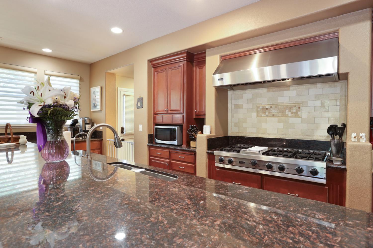 Detail Gallery Image 22 of 98 For 3063 Remington Way, Tracy,  CA 95377 - 6 Beds | 4/1 Baths
