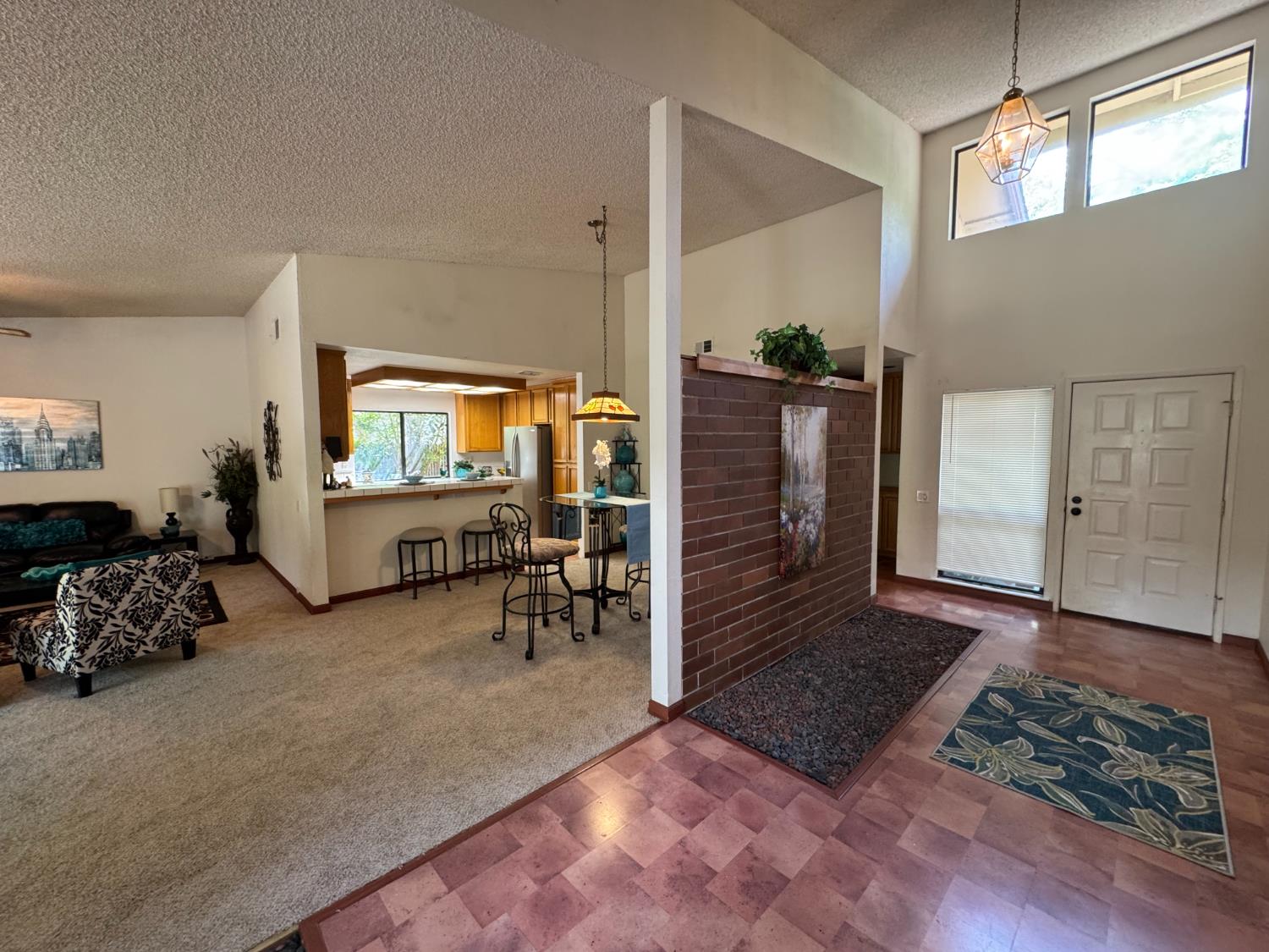 Oak Stream Court, Carmichael, California image 6