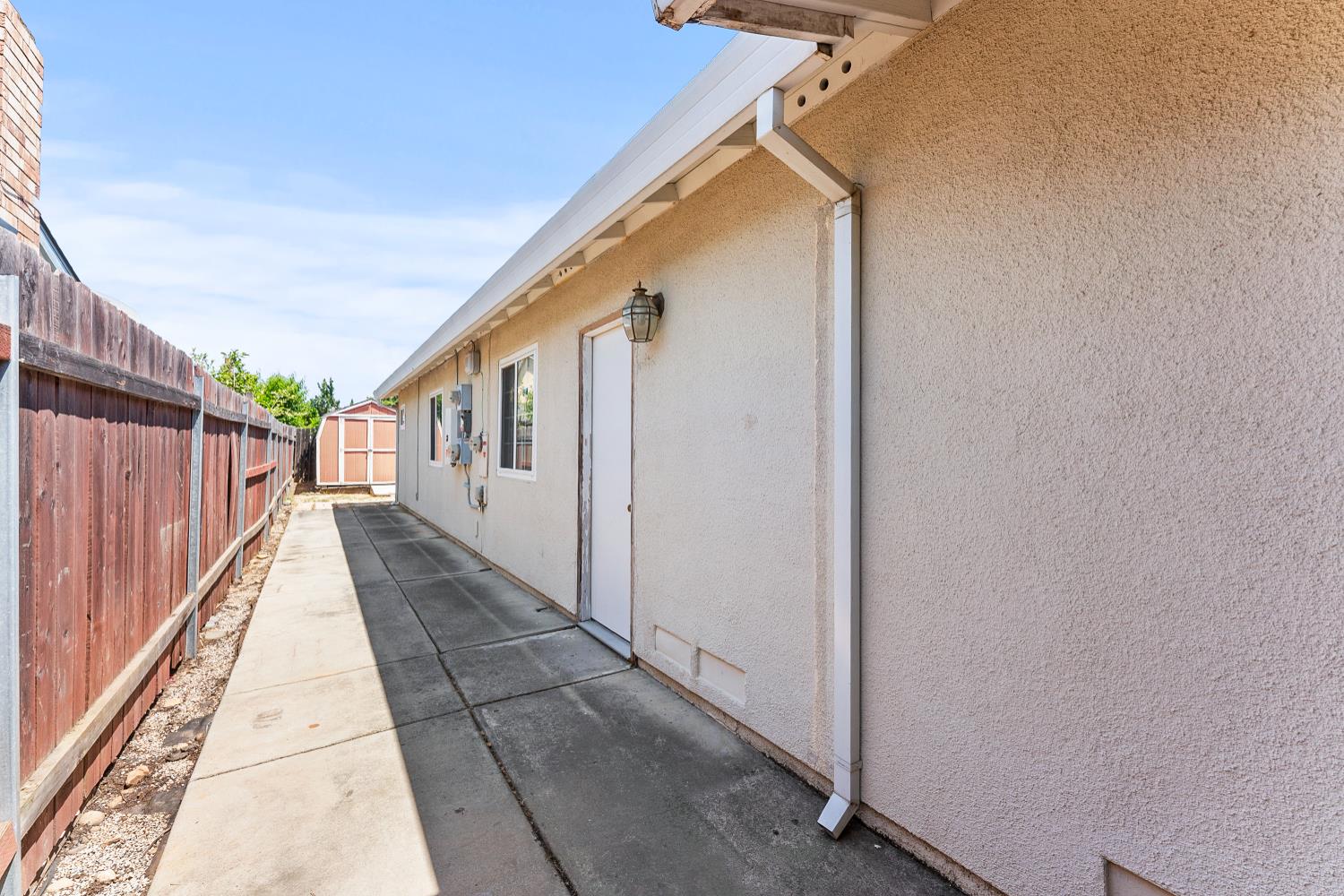 Corbin Way, Sacramento, California image 40