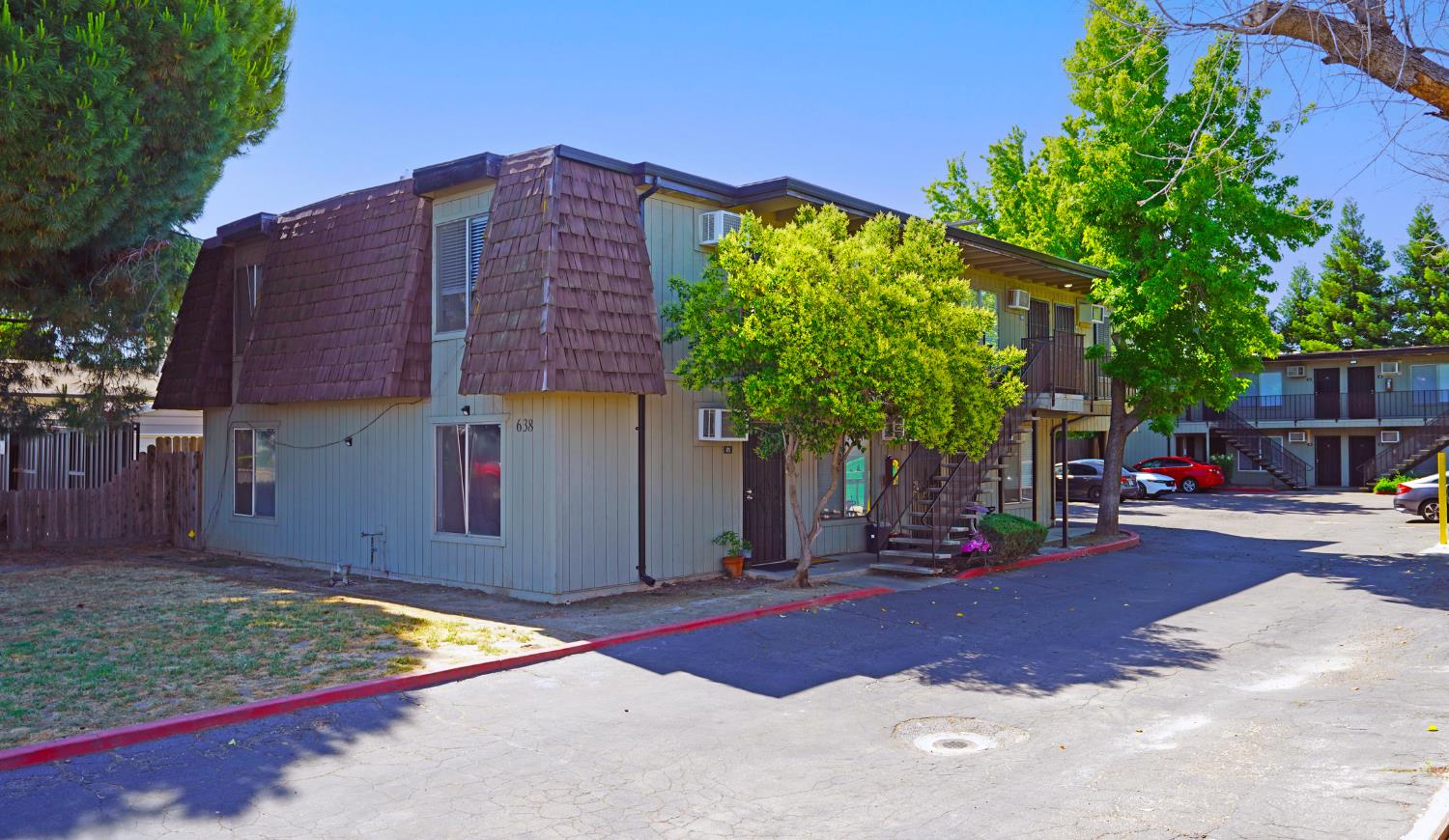 Hale Road, Lodi, California image 1
