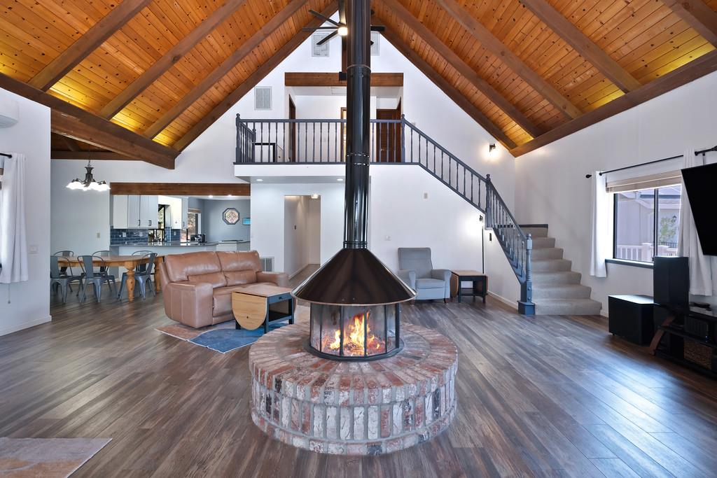 Lodgepole Court, Penn Valley, California image 9