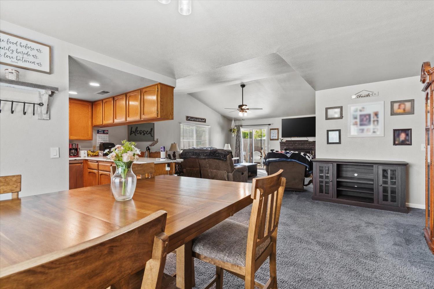 Theresa Way, Yuba City, California image 10