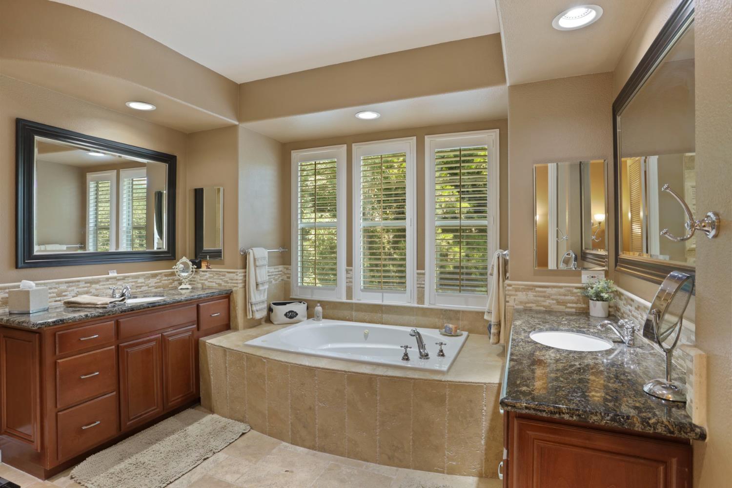 Detail Gallery Image 42 of 98 For 3063 Remington Way, Tracy,  CA 95377 - 6 Beds | 4/1 Baths