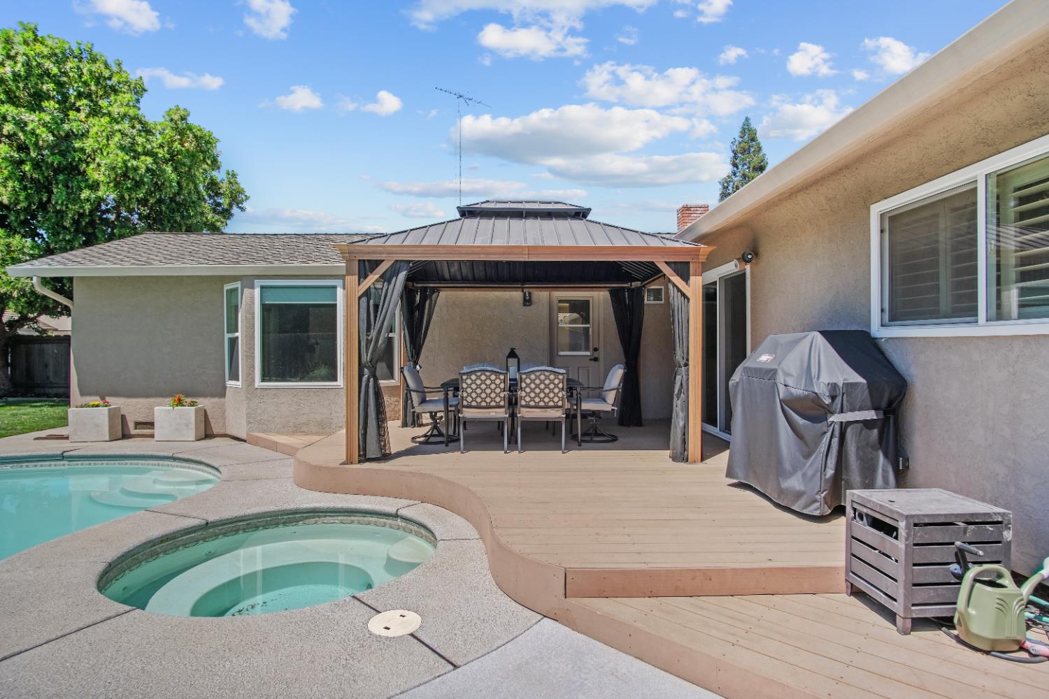 Sioux Drive, Denair, California image 9