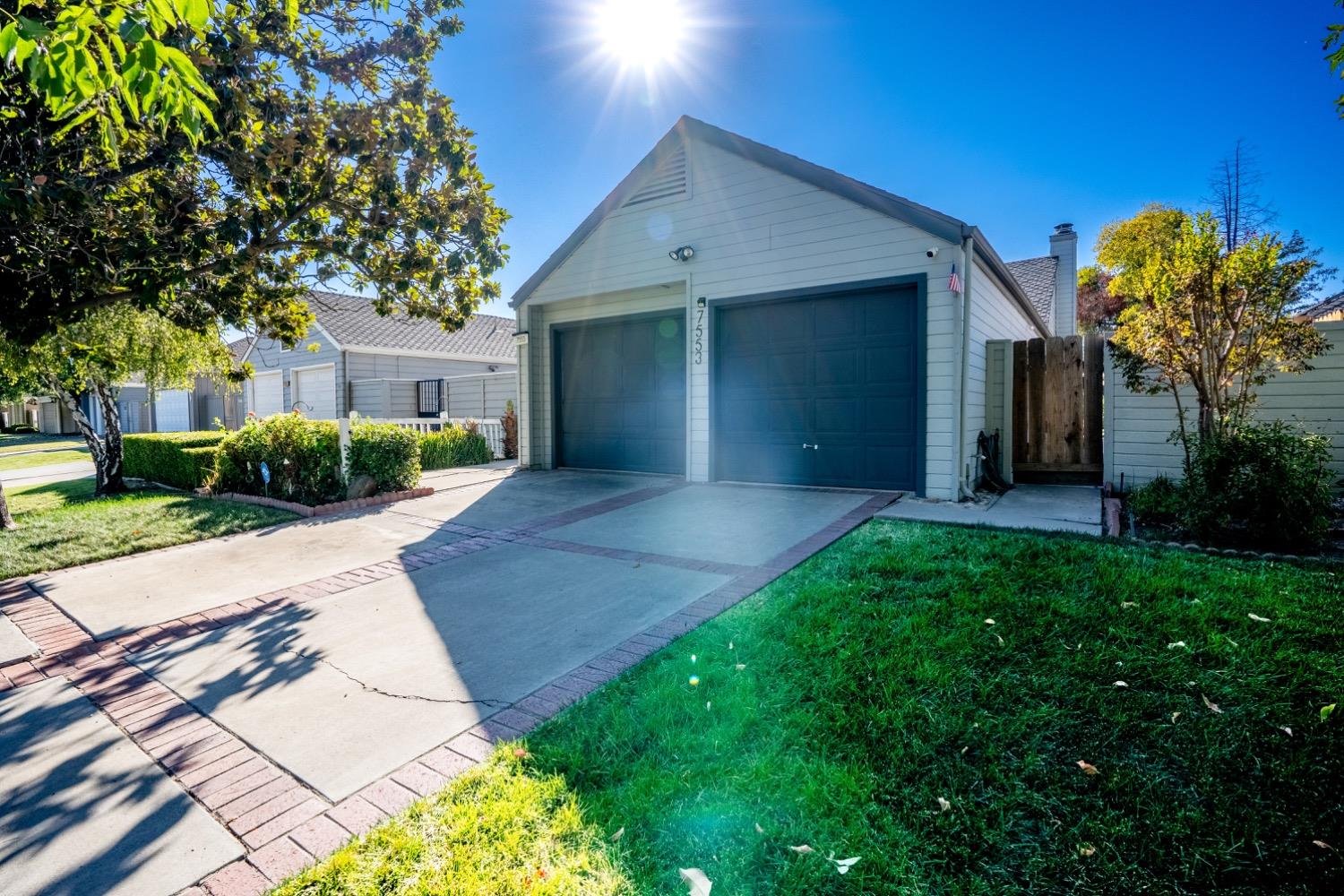 Lighthouse Drive, Stockton, California image 2