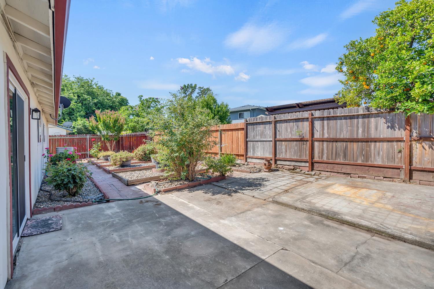 York Glen Way, Sacramento, California image 37