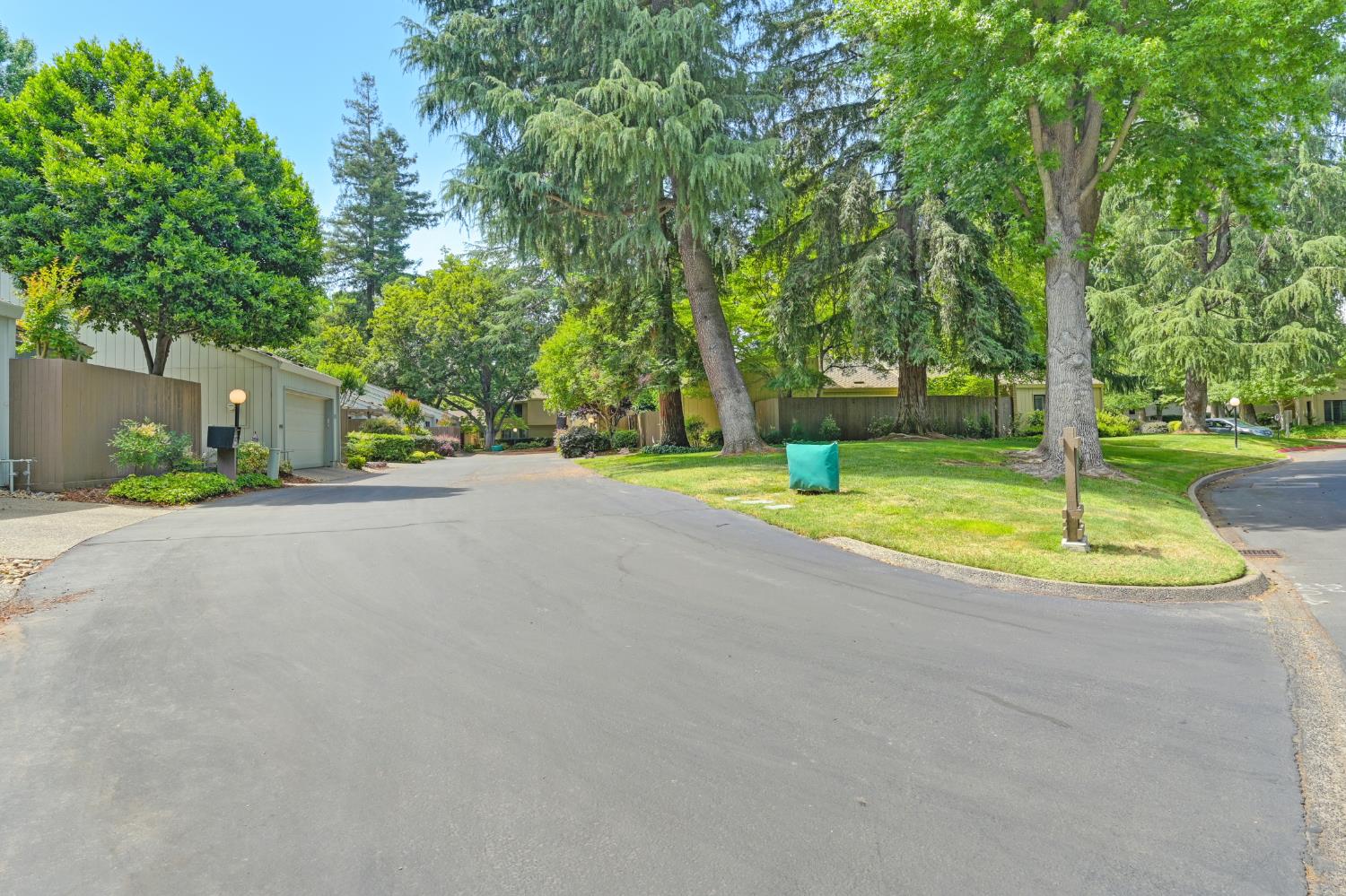 Vanderbilt, Sacramento, California image 38